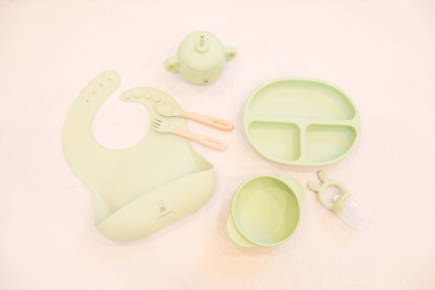 Smiles & Hugs 7-Piece Silicone Baby Feeding Set – 100% Food-Grade, BPA-Free & Dishwasher Safe