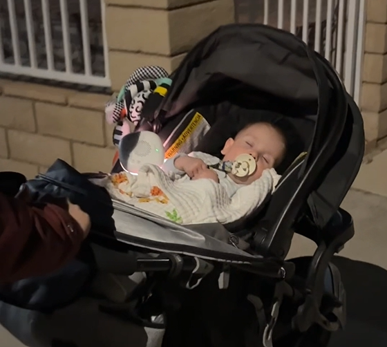 Load video: Portable baby white noise machine with soft night light, calming sounds, timer settings, and rechargeable USB-C design for naps, bedtime, and travel.
